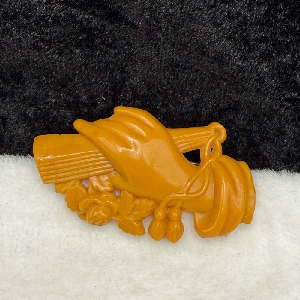 Vintage Art Deco Celluloid Brooch Hand with Fan Flowers